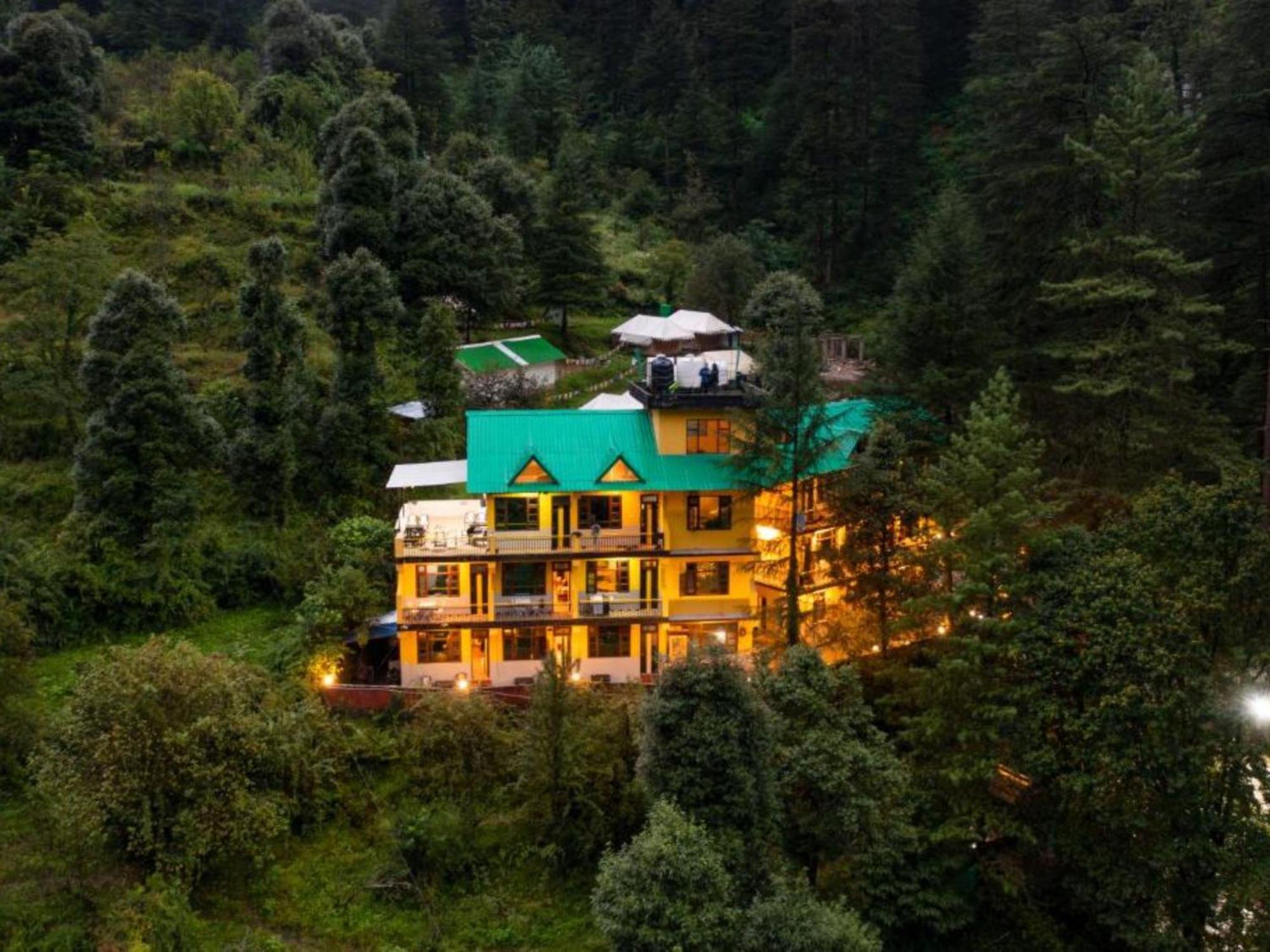 The Hosteller كاسول المظهر الخارجي الصورة