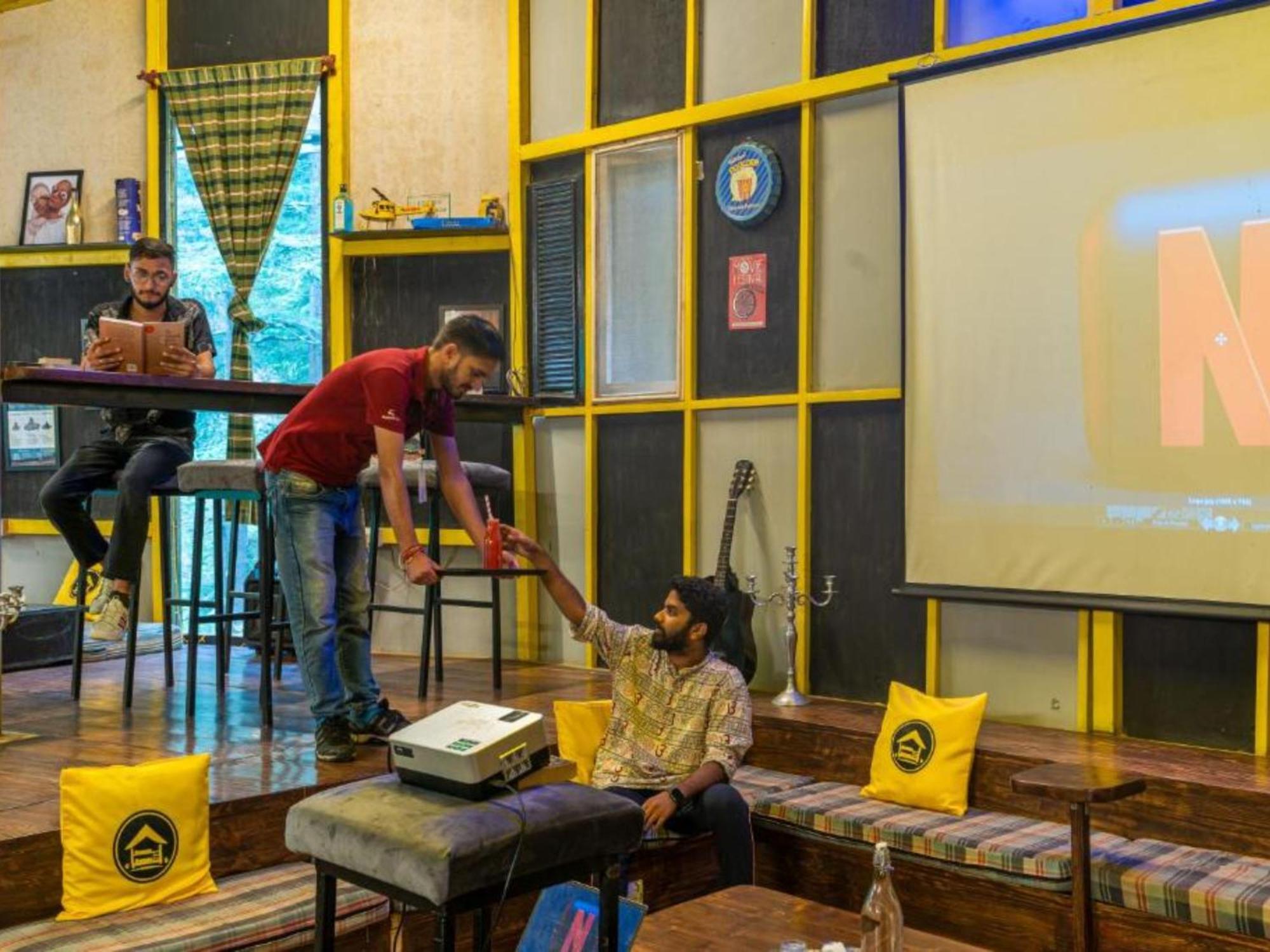 The Hosteller كاسول المظهر الخارجي الصورة